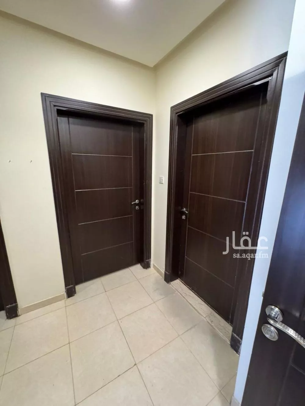 شقة 3 غرف في الملقا 3