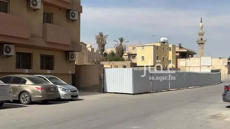 أرض 566 م² في الضباط 5