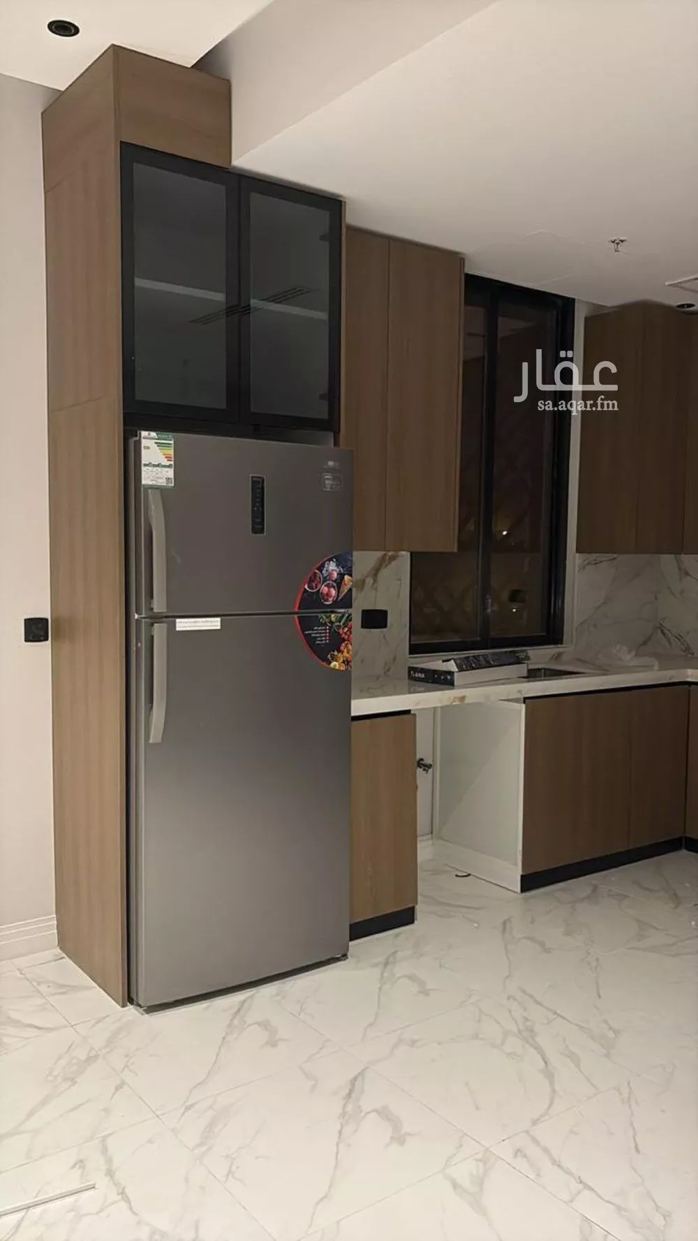 شقة 3 غرف في الملقا 1