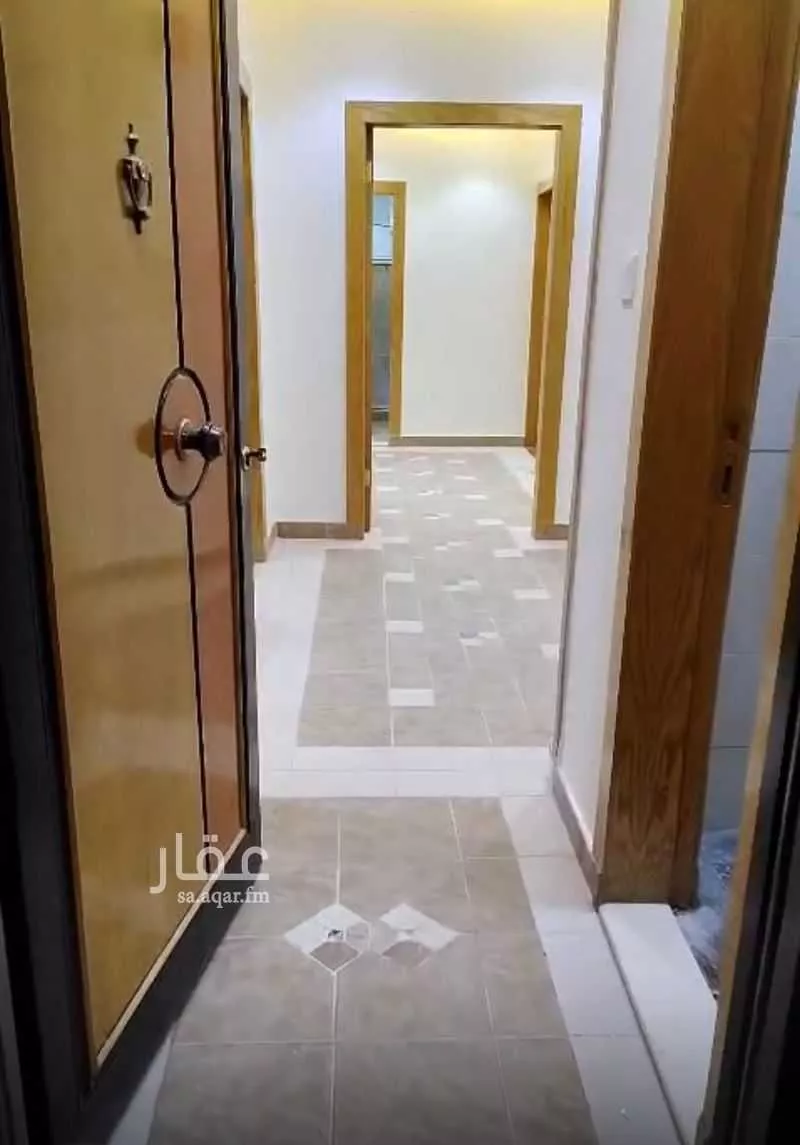 4 bedroom floor in Al Olaya 1