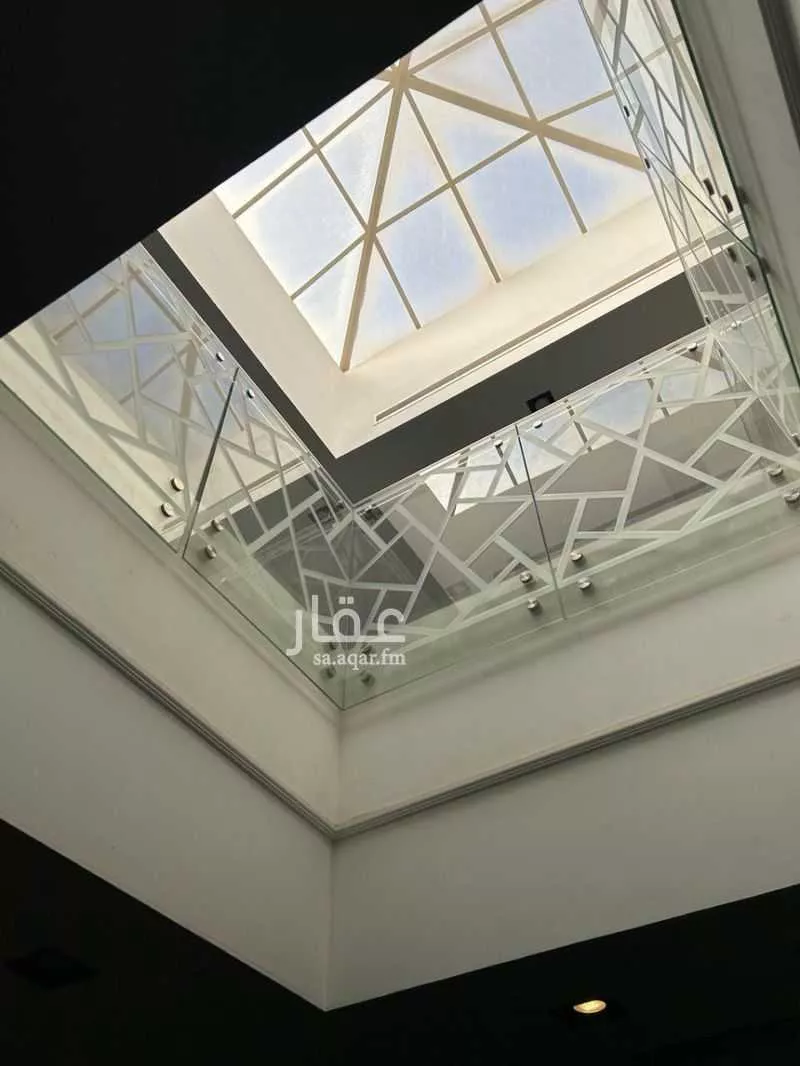 مكتب 174 م² في حطين 1