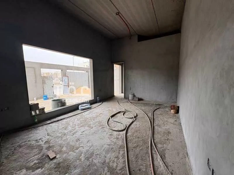 فيلا 5 غرف في ضاحية الملك فهد 4