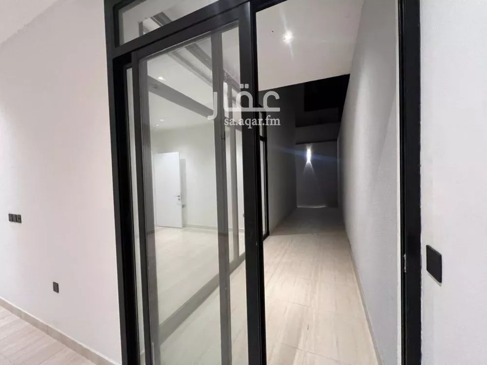 شقة 3 غرف في الرمال 4