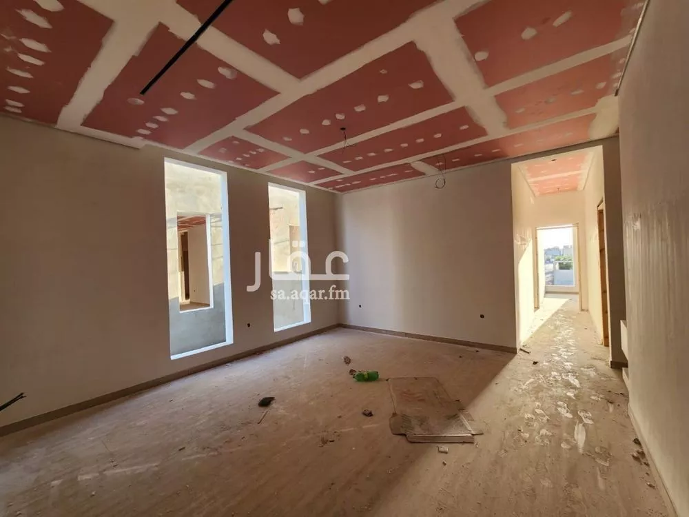 فيلا 5 غرف في العارض 4