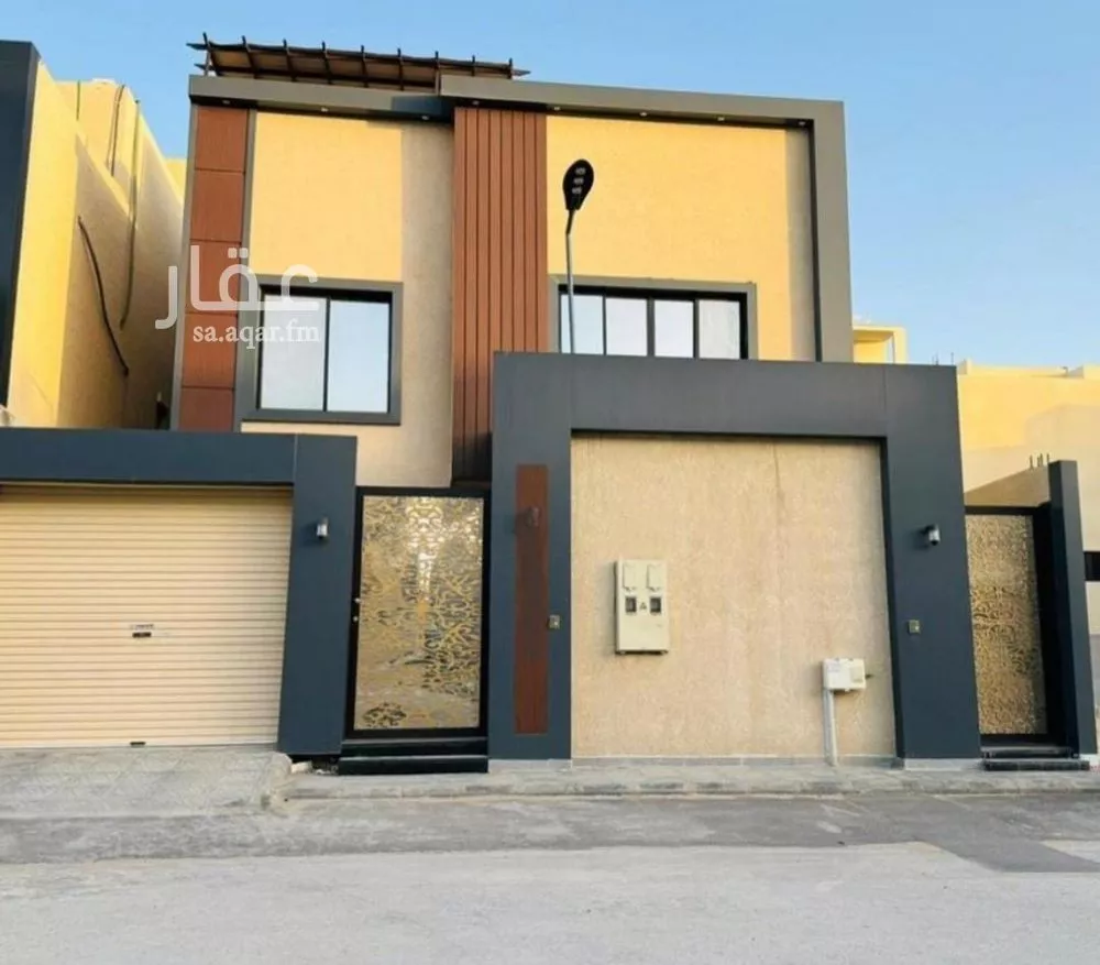 5 bedroom villa in Al Aridh 1