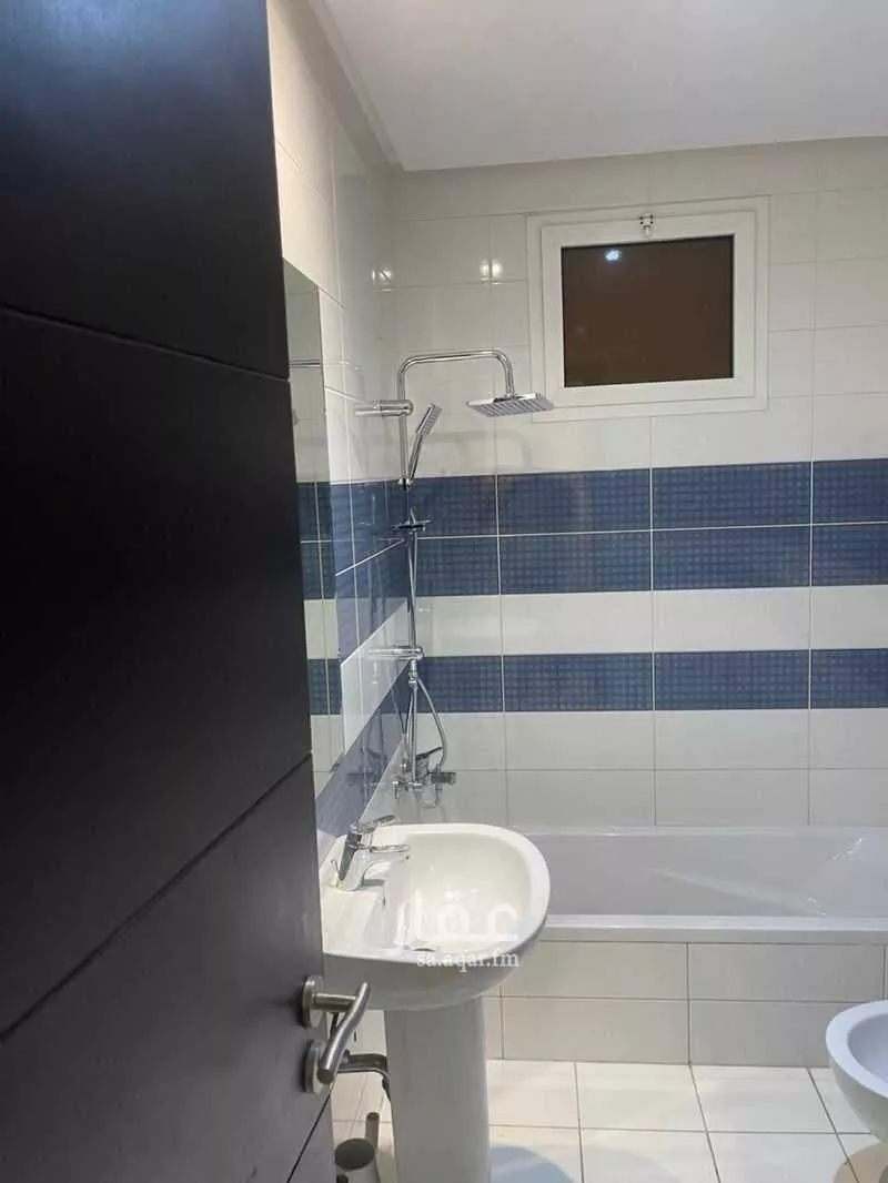 7 bedroom villa in Al Khalidiyah Ash Shamaliyah 5