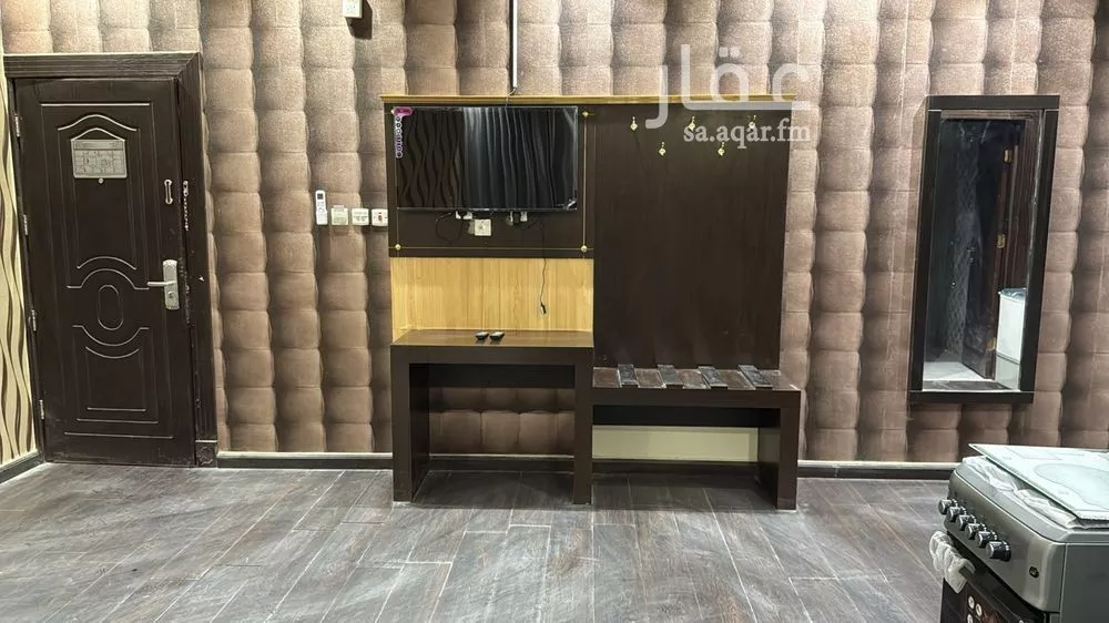 شقة 1 غرف في المونسية 4