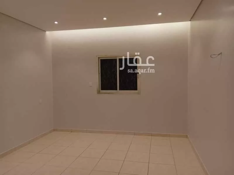 8 bedroom villa in Al Maizilah 3