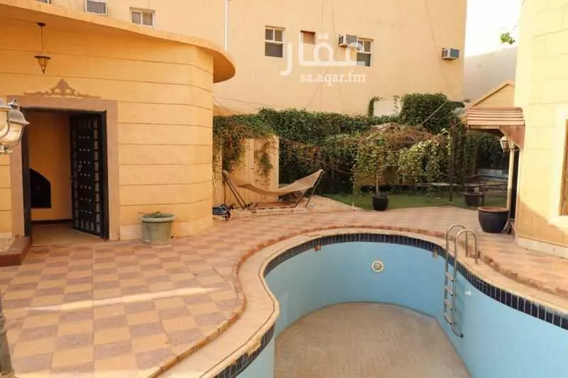 أرض 900 م² في الملقا 3