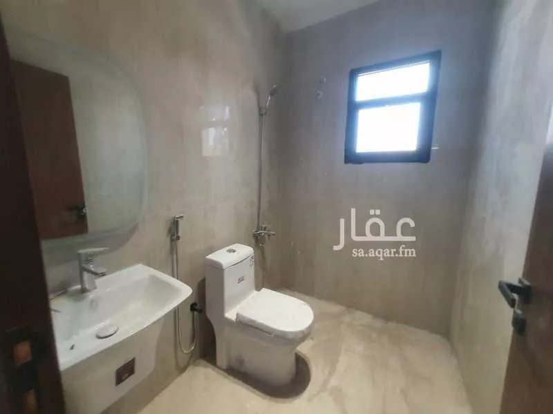 دوبلكس 10 غرف في احد 2