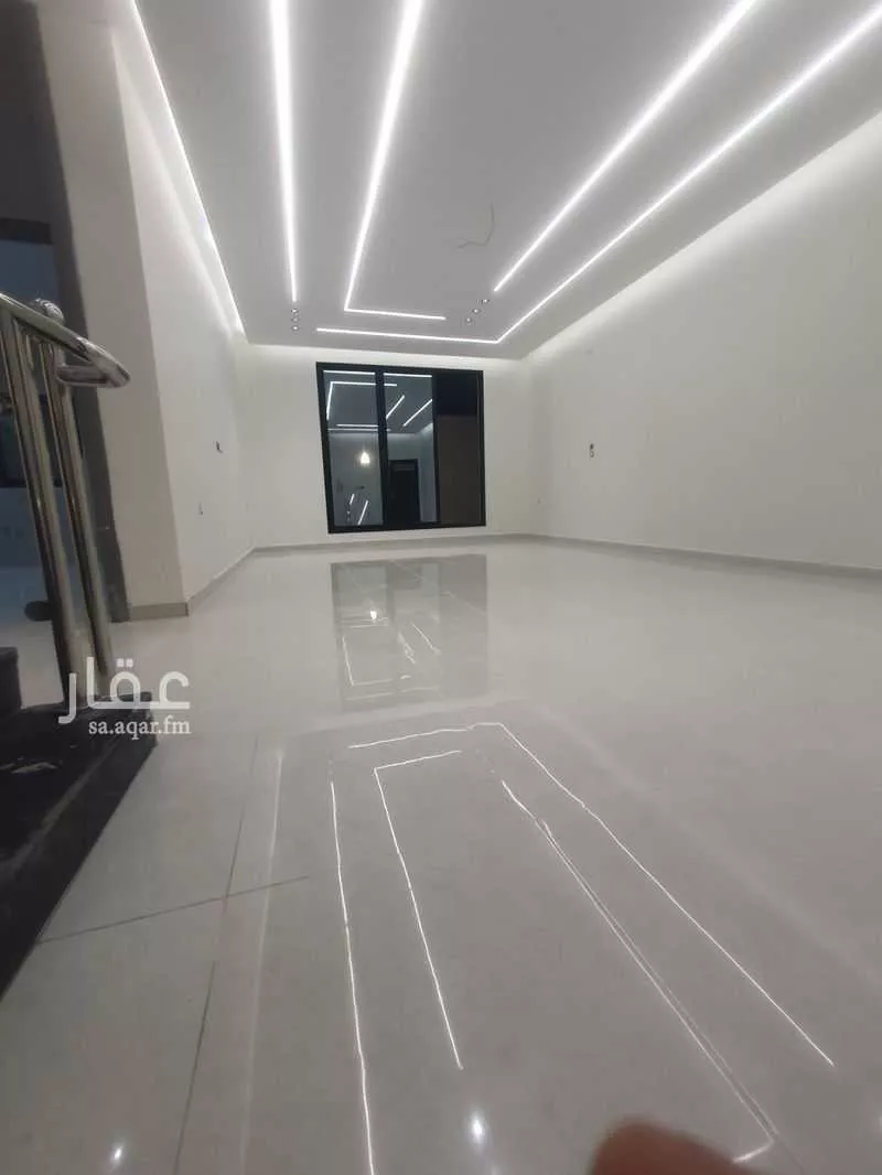 9 bedroom villa in Uhud, Eastern Province 7