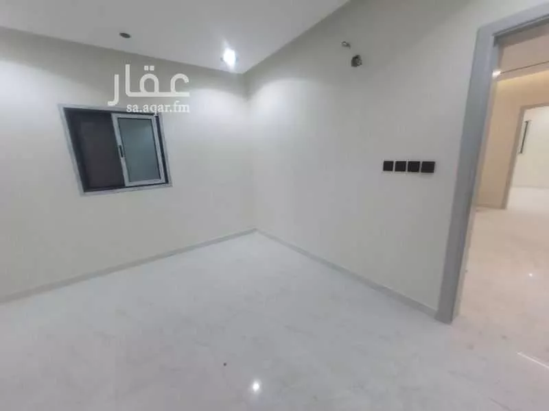 6 bedroom apartment in Uhud 4