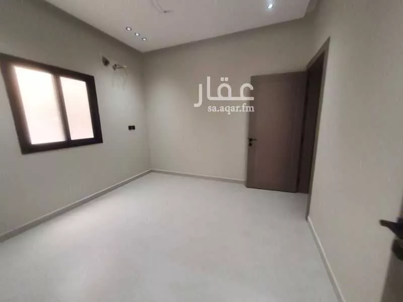 شقة 6 غرف في احد 3