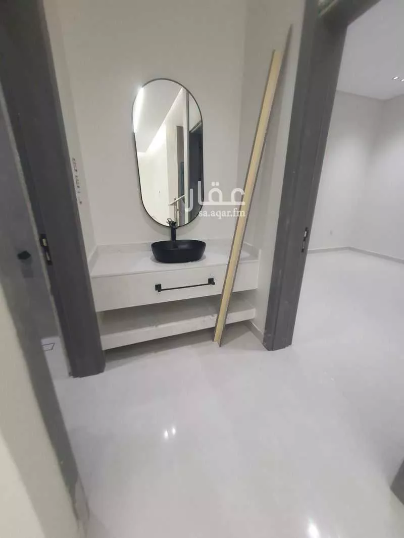 9 bedroom villa in Uhud, Eastern Province 11