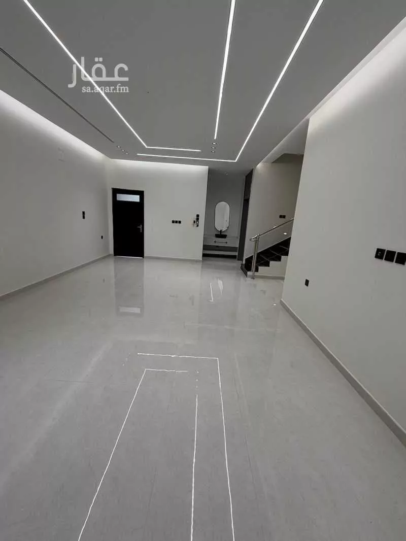 9 bedroom villa in Uhud, Eastern Province 10