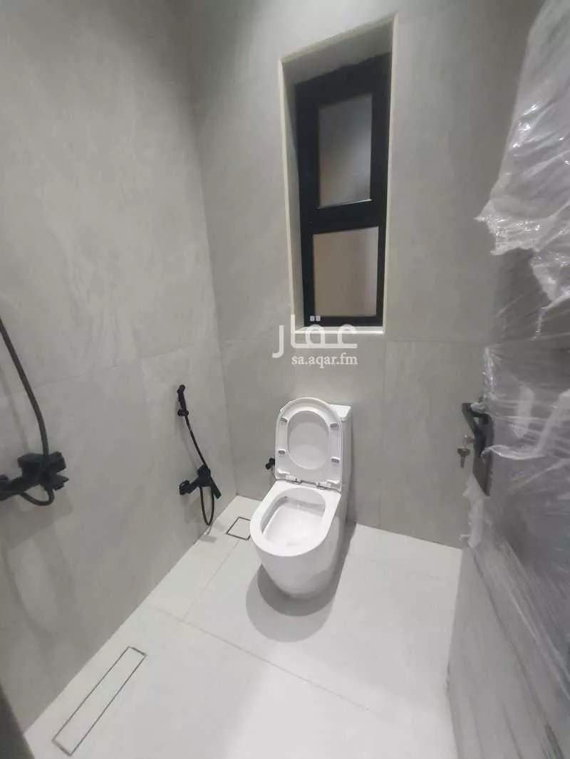 9 bedroom villa in Uhud, Eastern Province 22