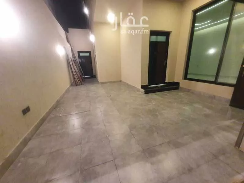 9 bedroom villa in Uhud, Eastern Province 23