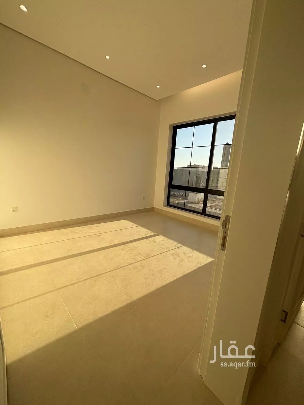 فيلا 5 غرف في المهدية 5