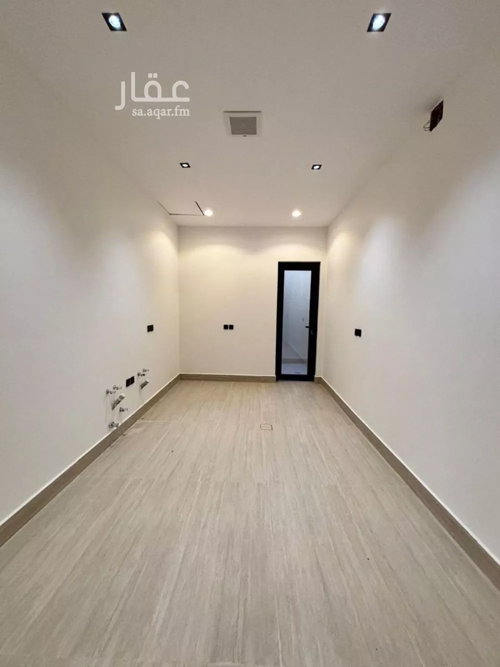 5 bedroom villa in Al Mahdiyyah 3