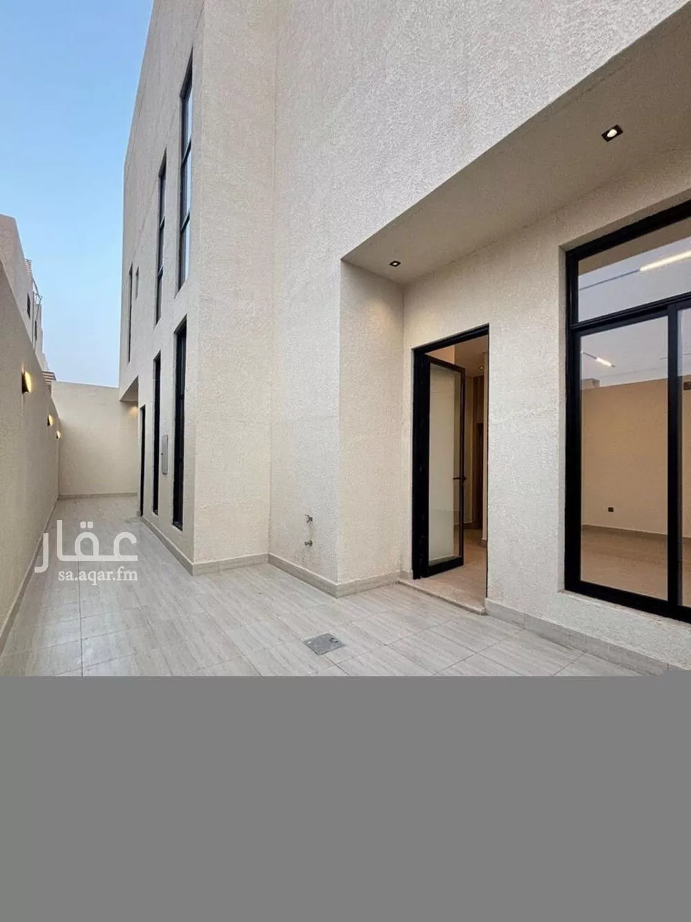 5 bedroom villa in Al Mahdiyyah 2