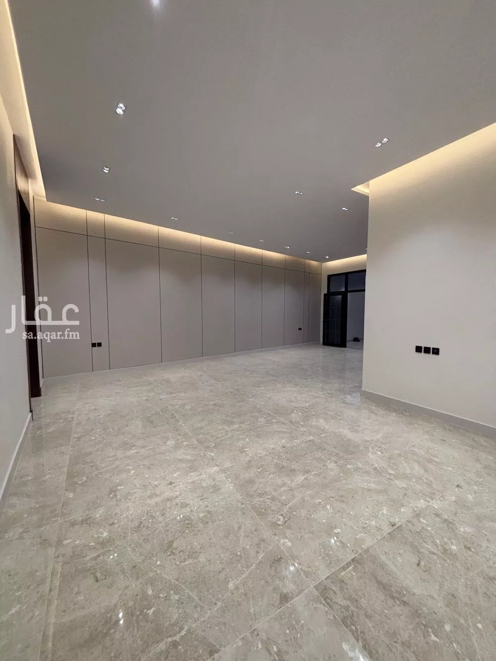 فيلا 5 غرف في المهدية 5