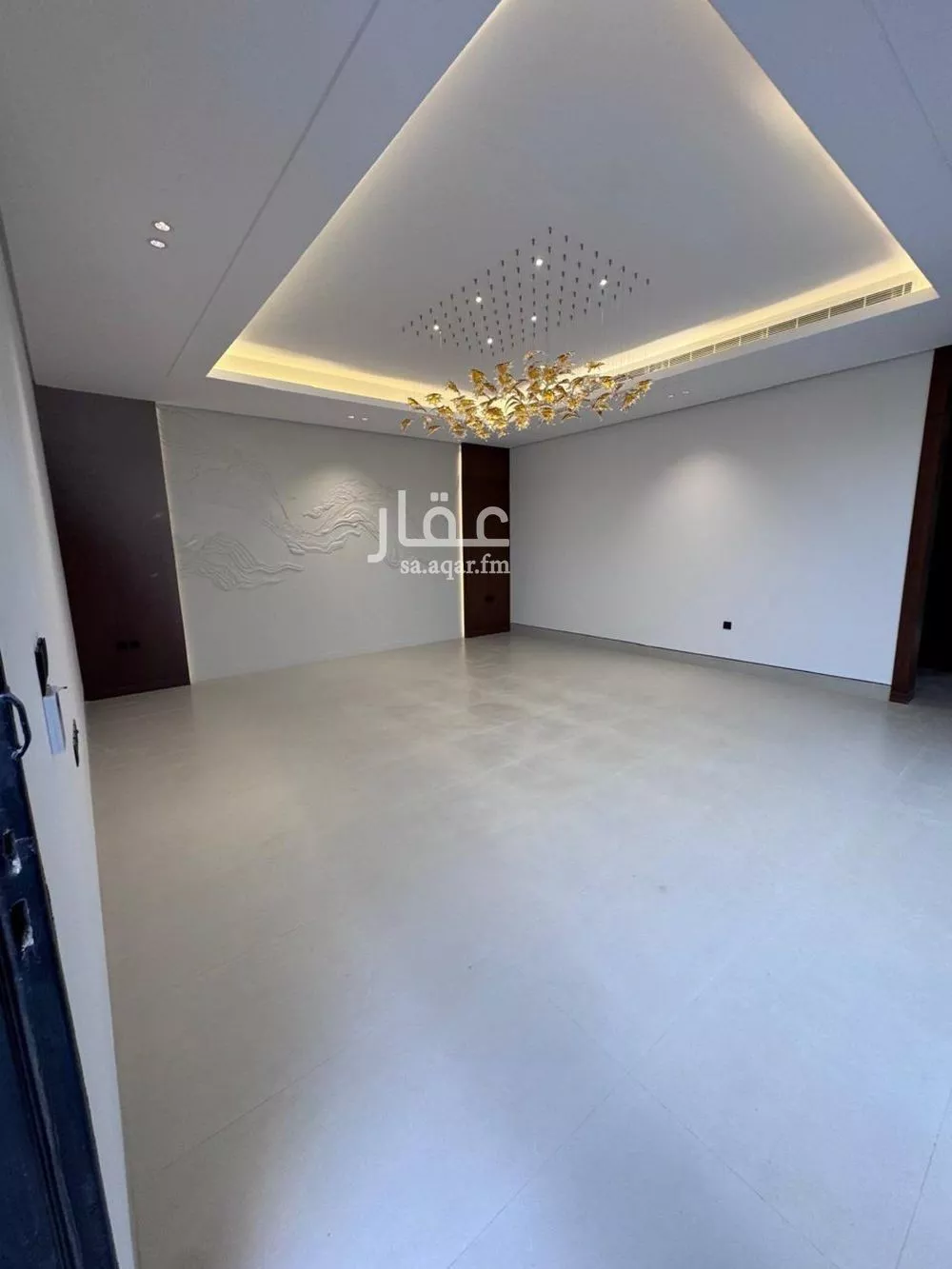 فيلا 6 غرف في المهدية 5