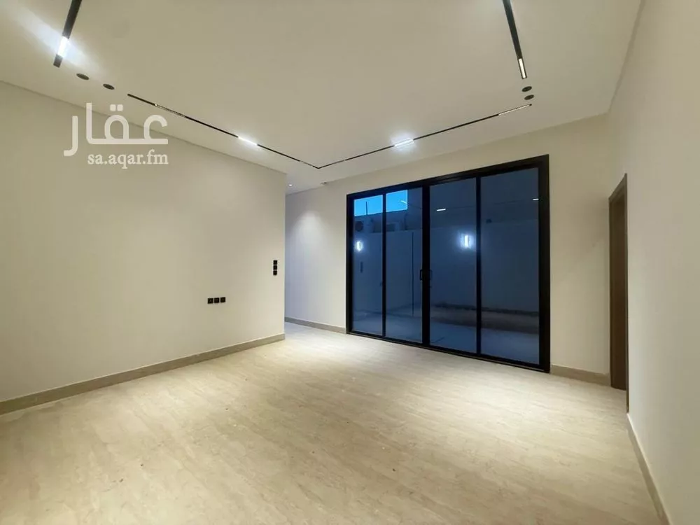 فيلا 5 غرف في المهدية 3