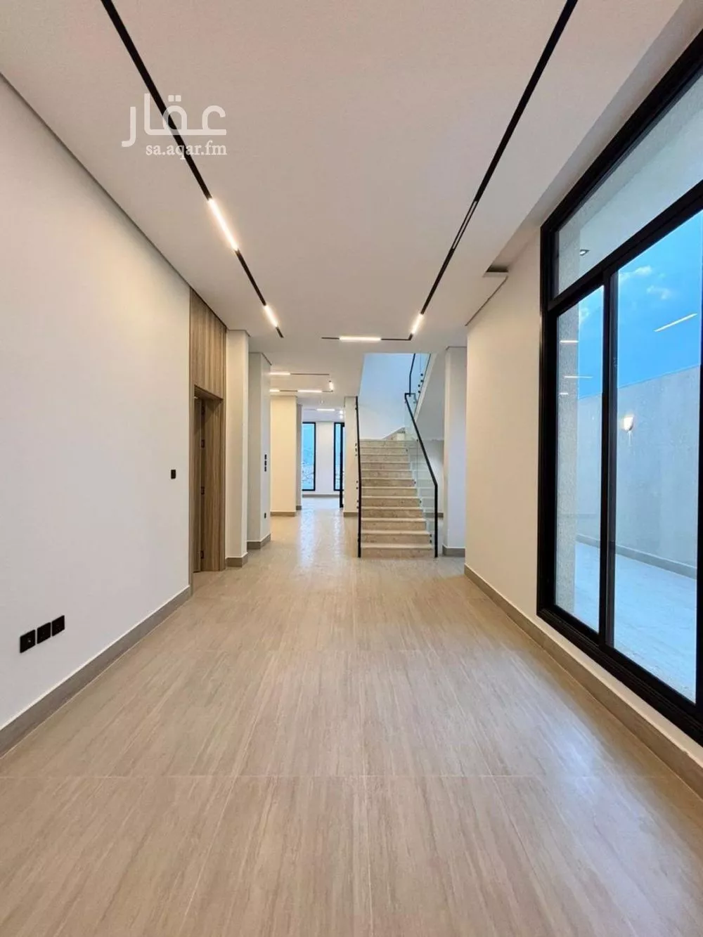 فيلا 6 غرف في المهدية 5