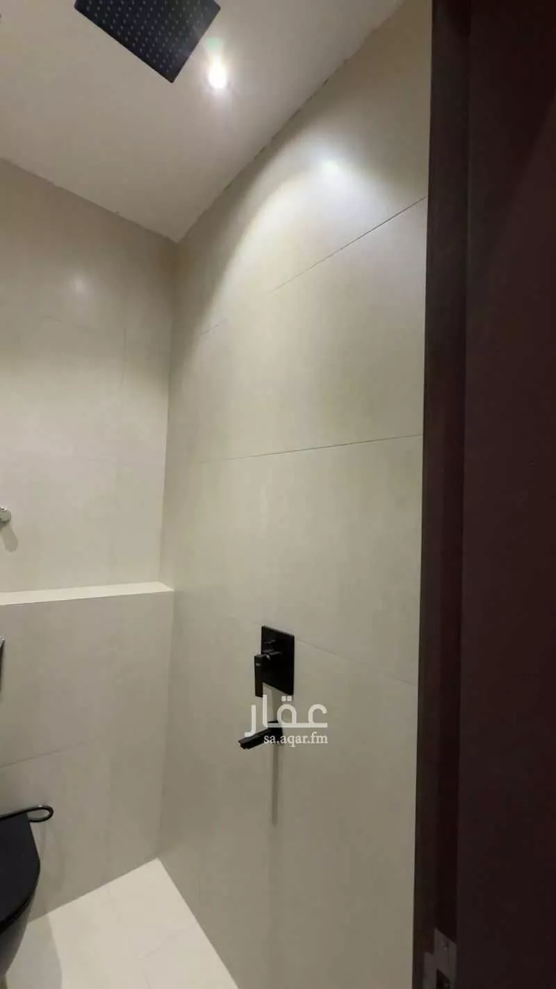 دور 4 غرف في الخليج 3