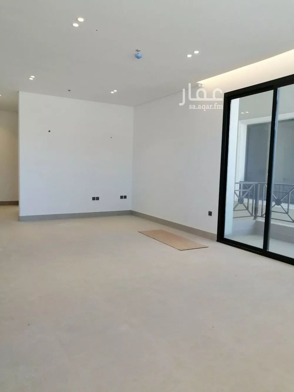 شقة 3 غرف في الحزام الذهبي 5