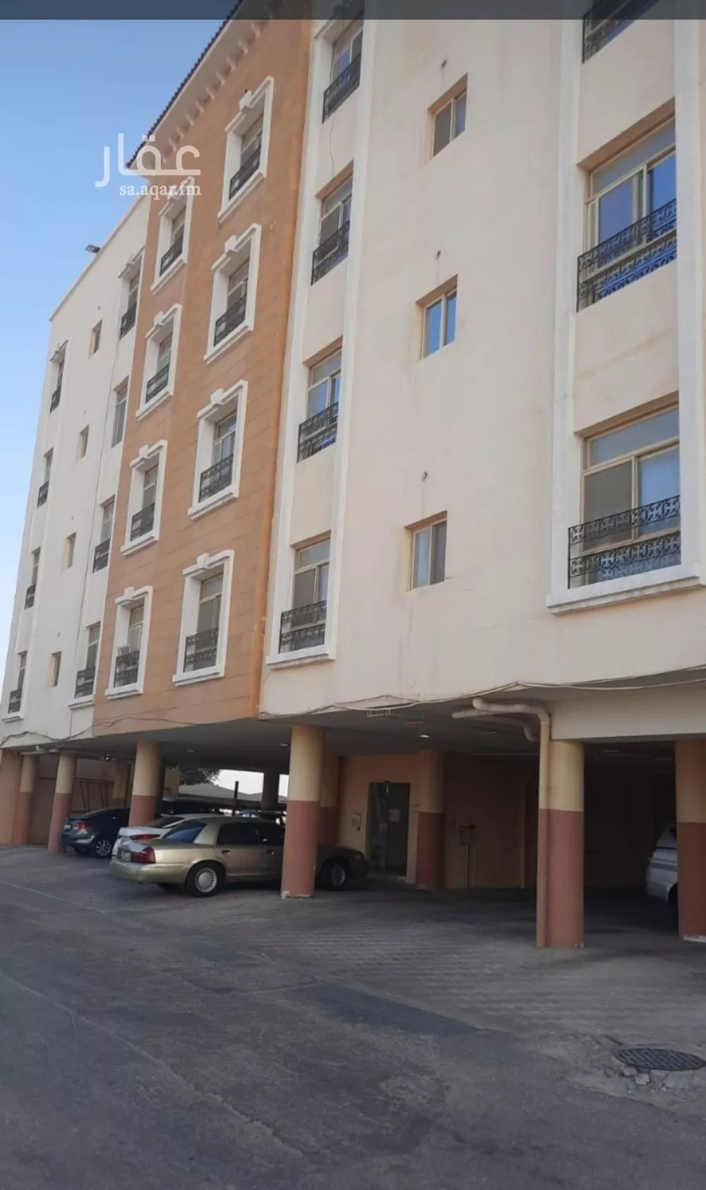 شقة 5 غرف في الدانة الشمالية