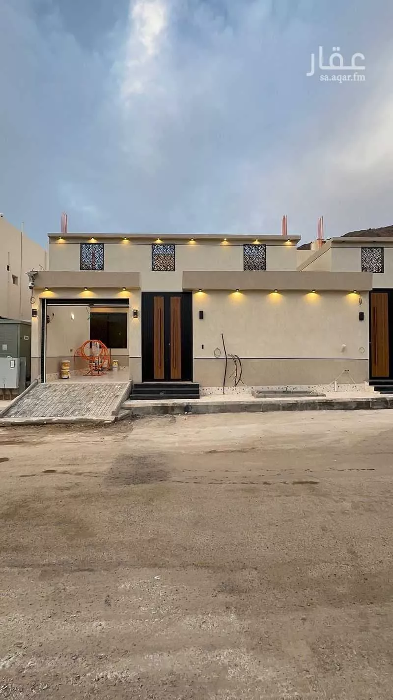 دور 7 غرف في السلام 4