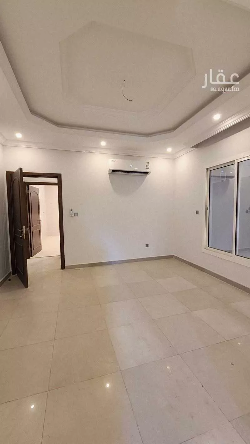 فيلا 5 غرف في الزمرد 4