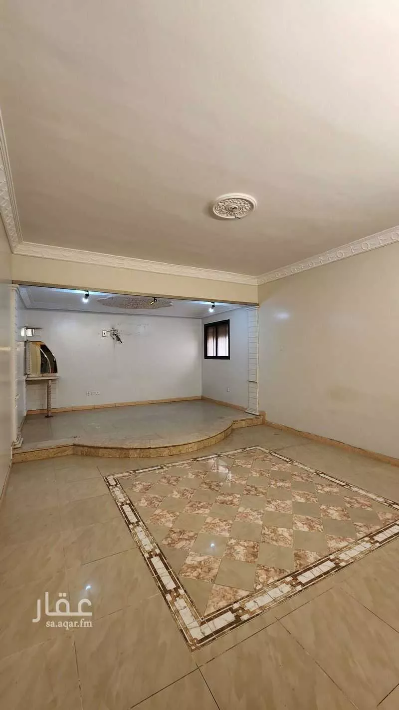 عمارة 660 م² في الرحاب 4