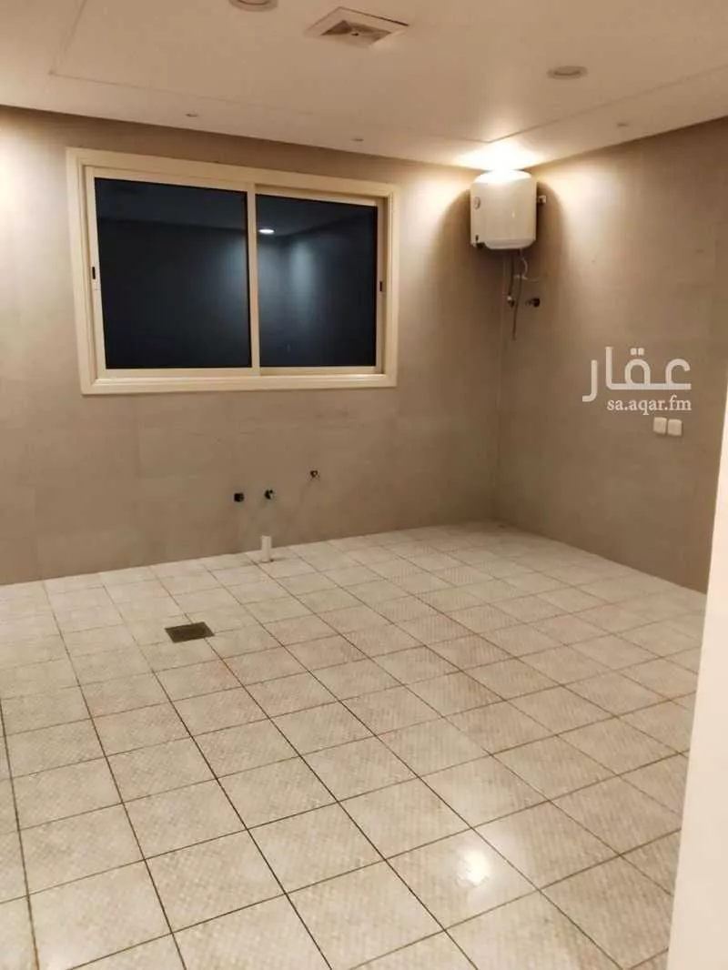 3 bedroom floor in Al Aridh 2