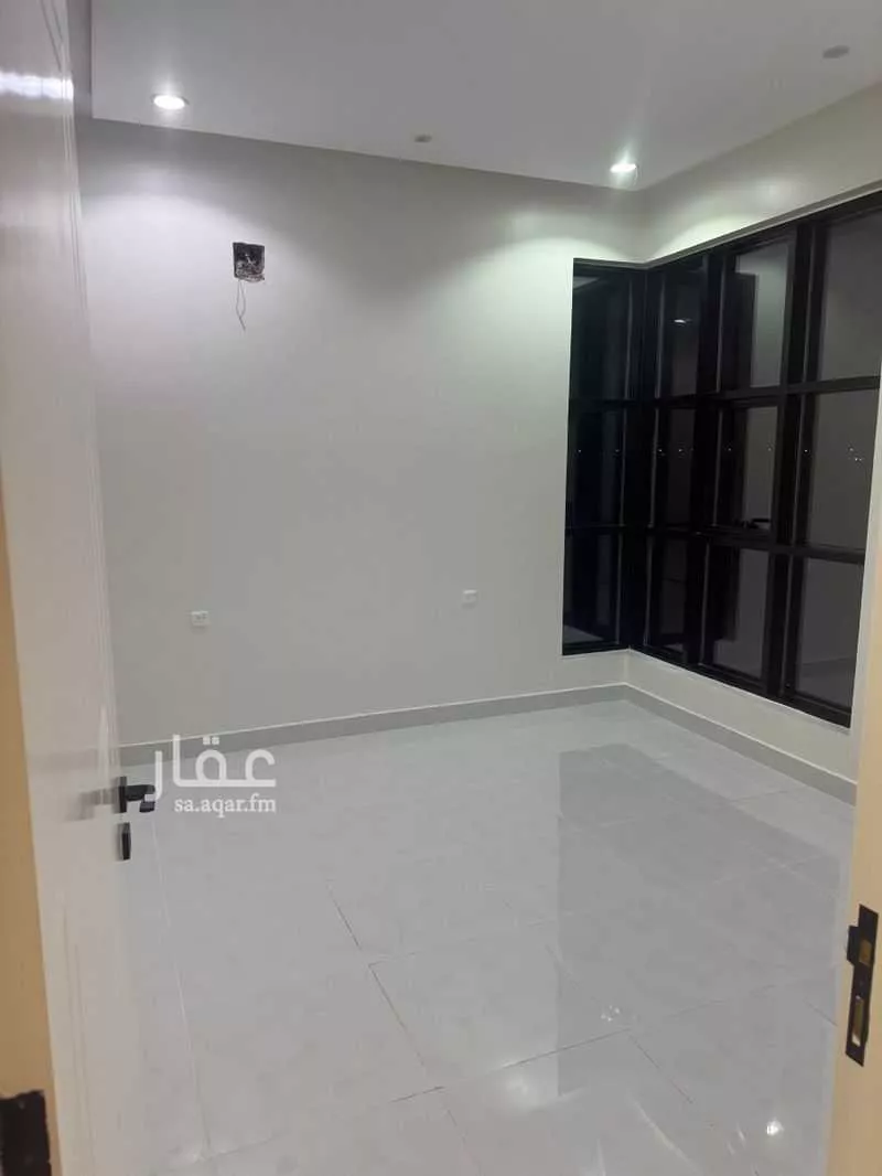 4 bedroom apartment in Al Maizilah, Riyadh 5
