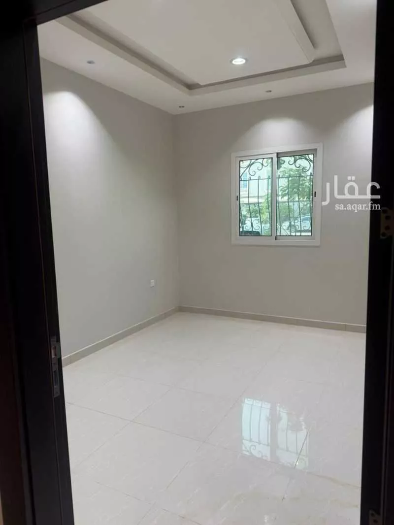 شقة 4 غرف في الملقا 2