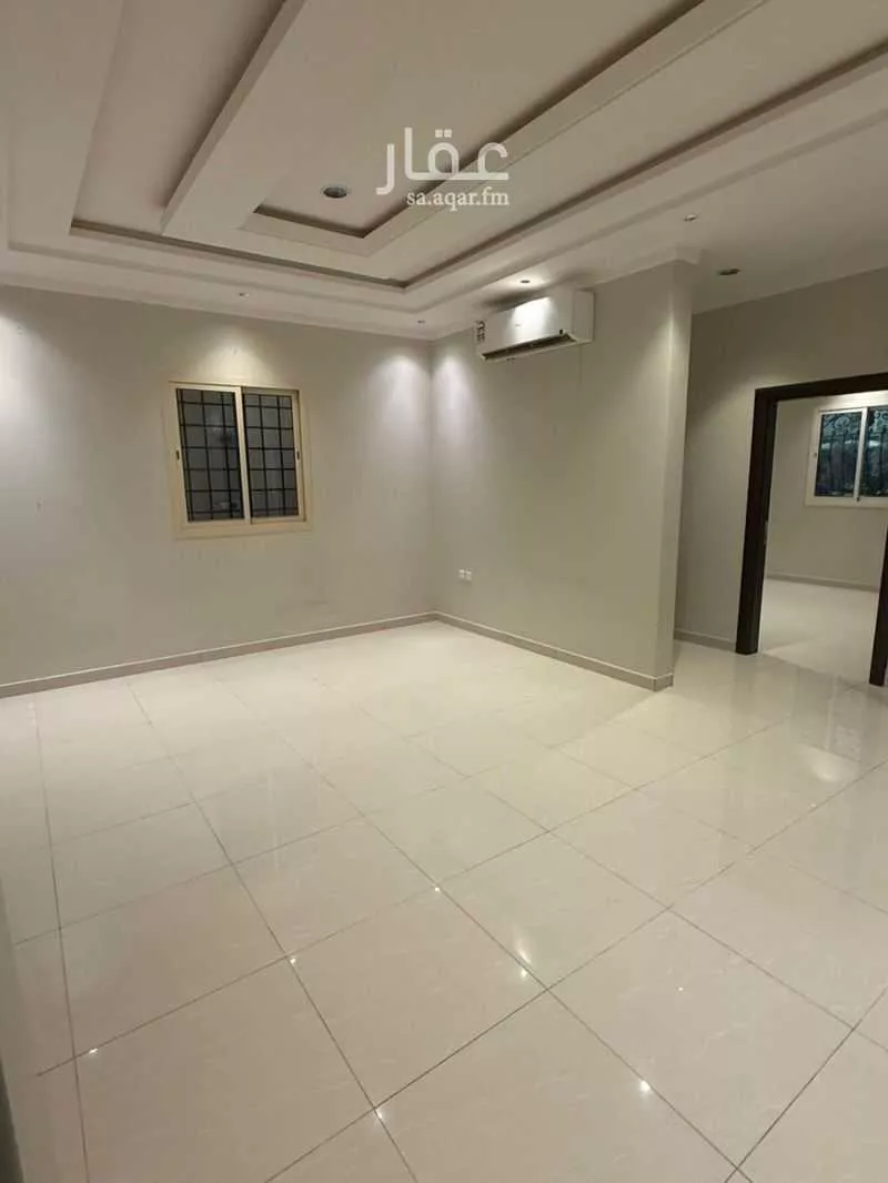 شقة 4 غرف في الملقا 4