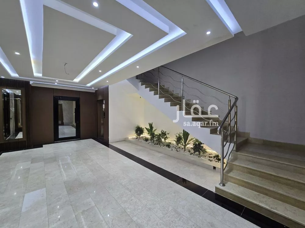 شقة 5 غرف في النزهة 2