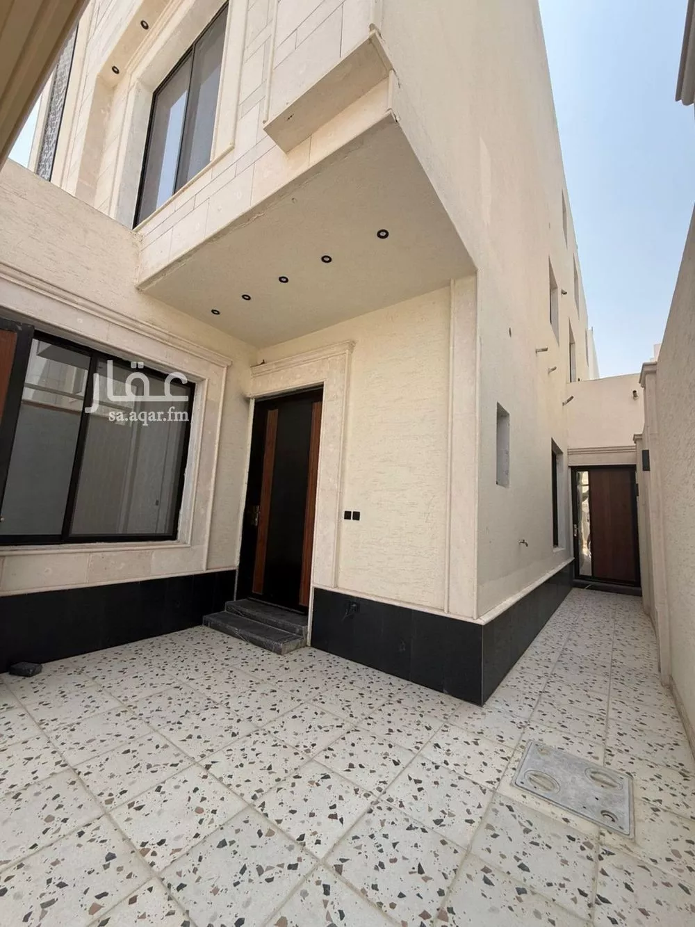 3 bedroom floor in Al Rimal 1