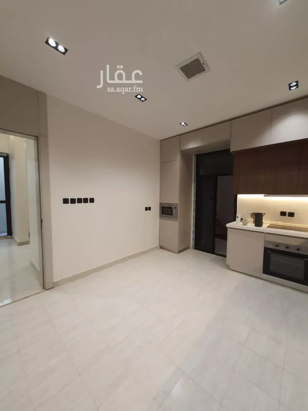 5 bedroom floor in Ash Sharq 1
