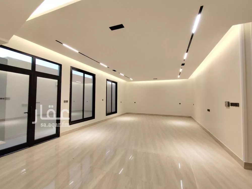 فيلا 5 غرف في الرمال 2