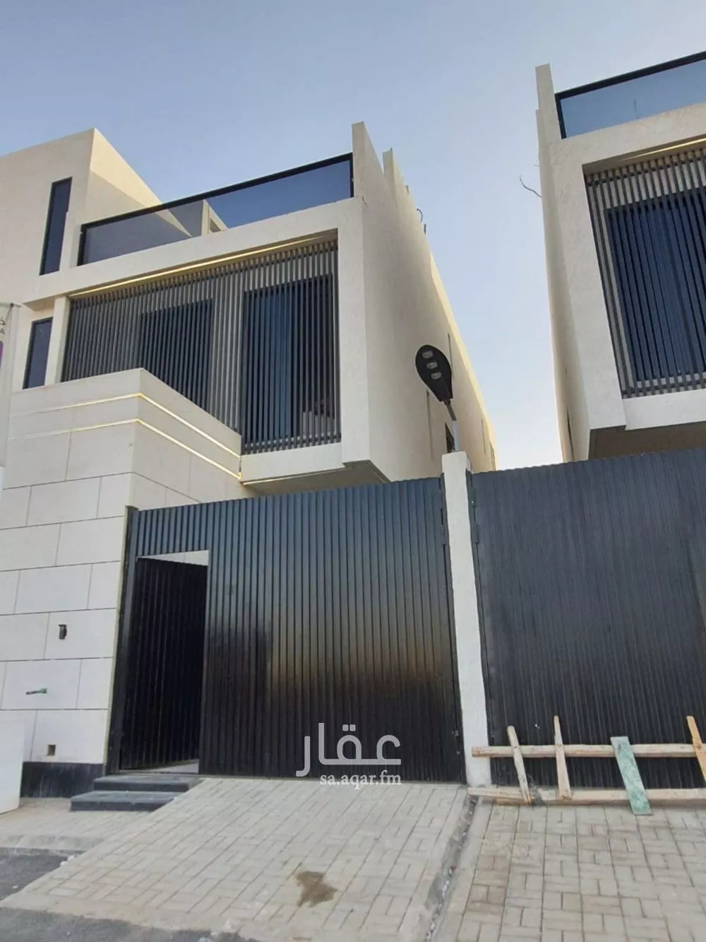 5 bedroom floor in Ash Sharq 3