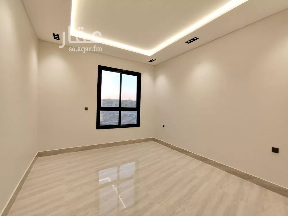 فيلا 5 غرف في الرمال 4