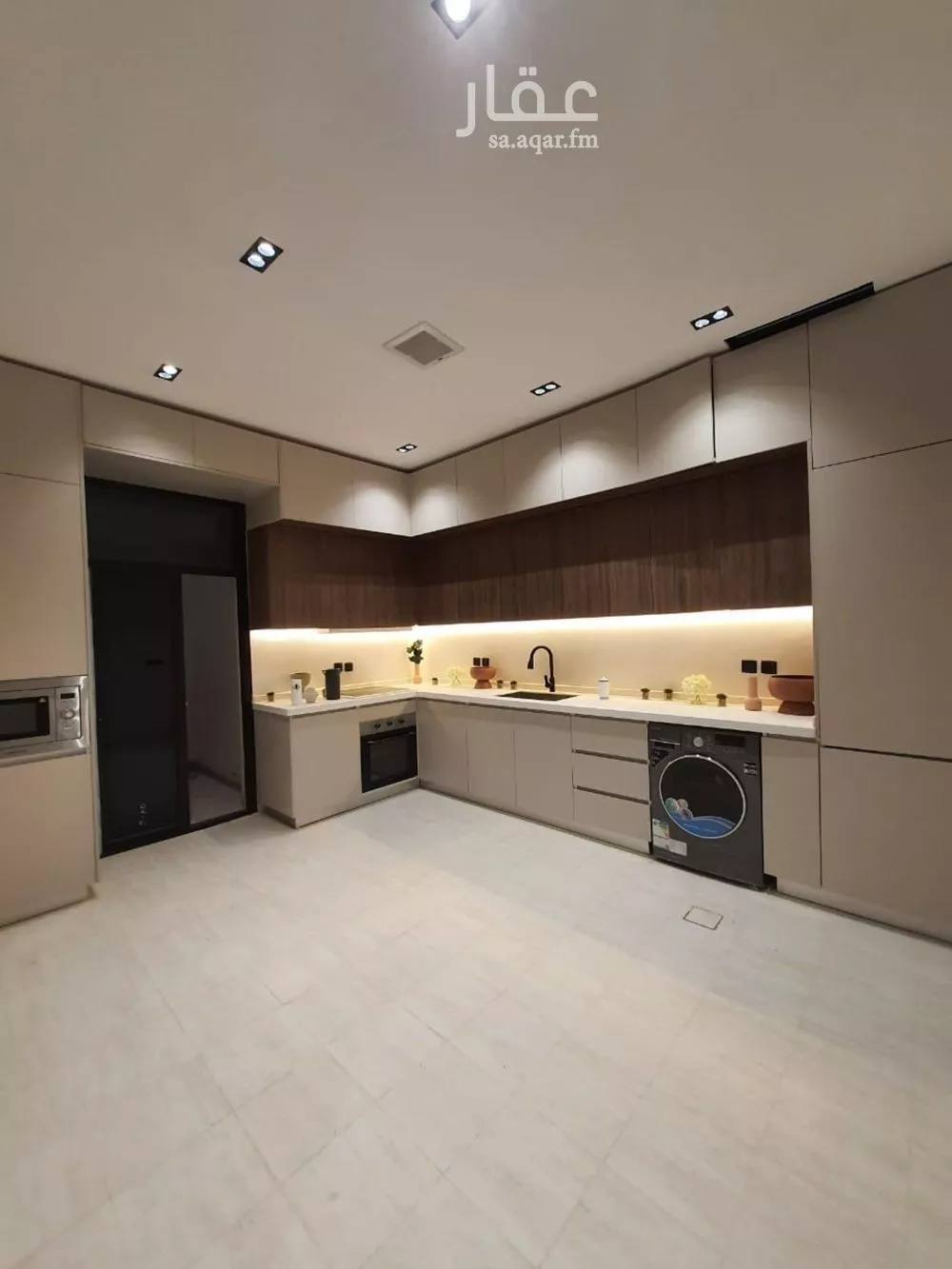 شقة 4 غرف في الشرق 3