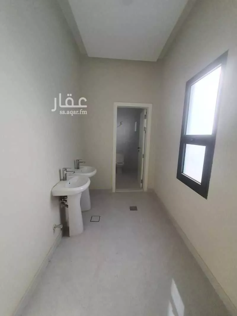 4 bedroom villa in Al Buhairah, Eastern Province 4