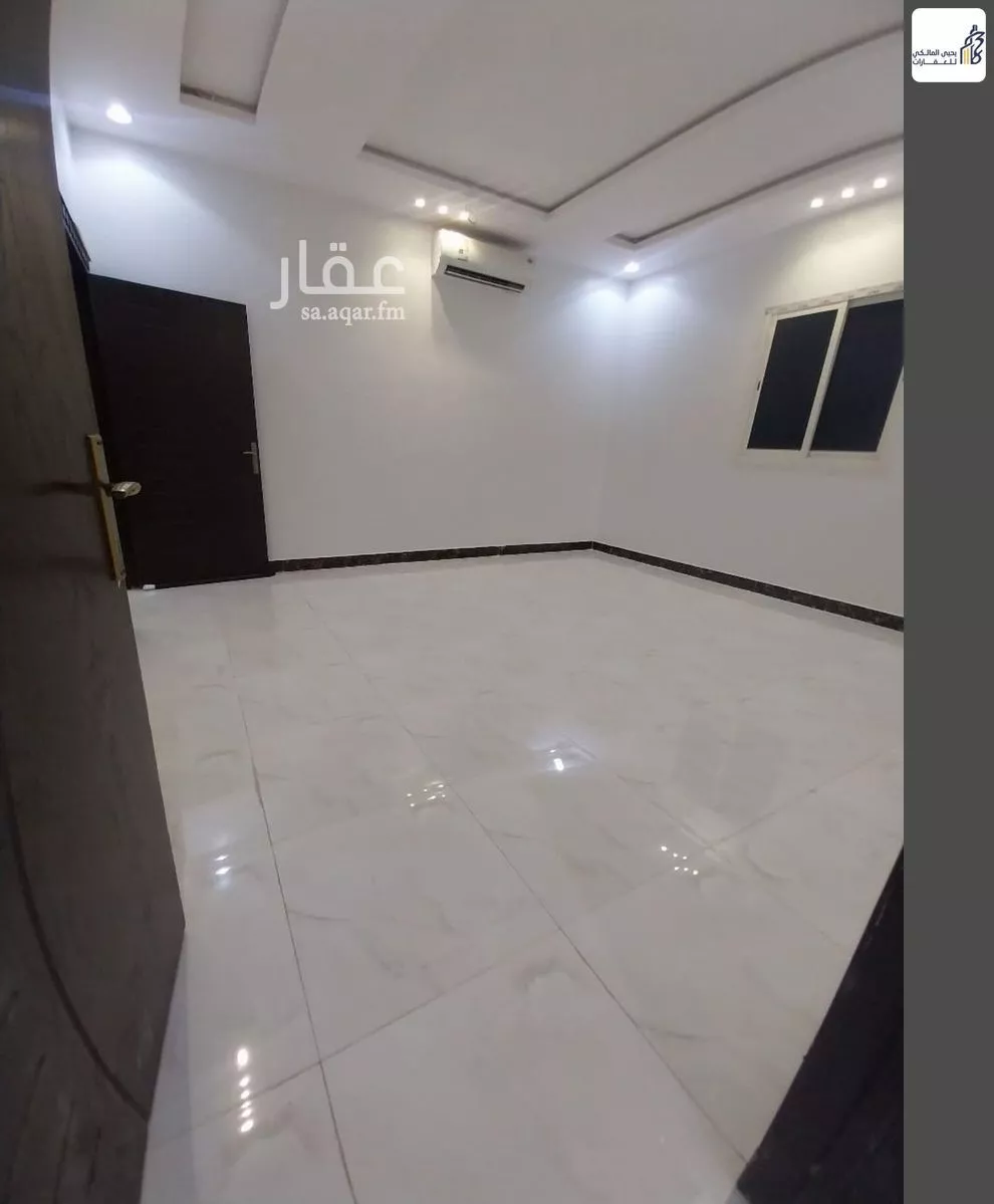 فيلا 5 غرف في الرمال 2