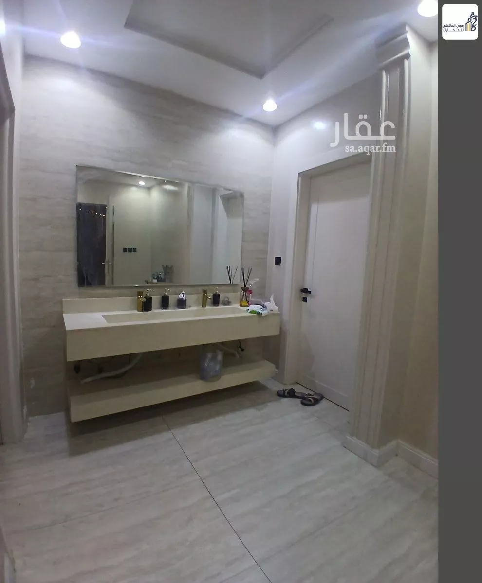 فيلا 4 غرف في الرمال 2