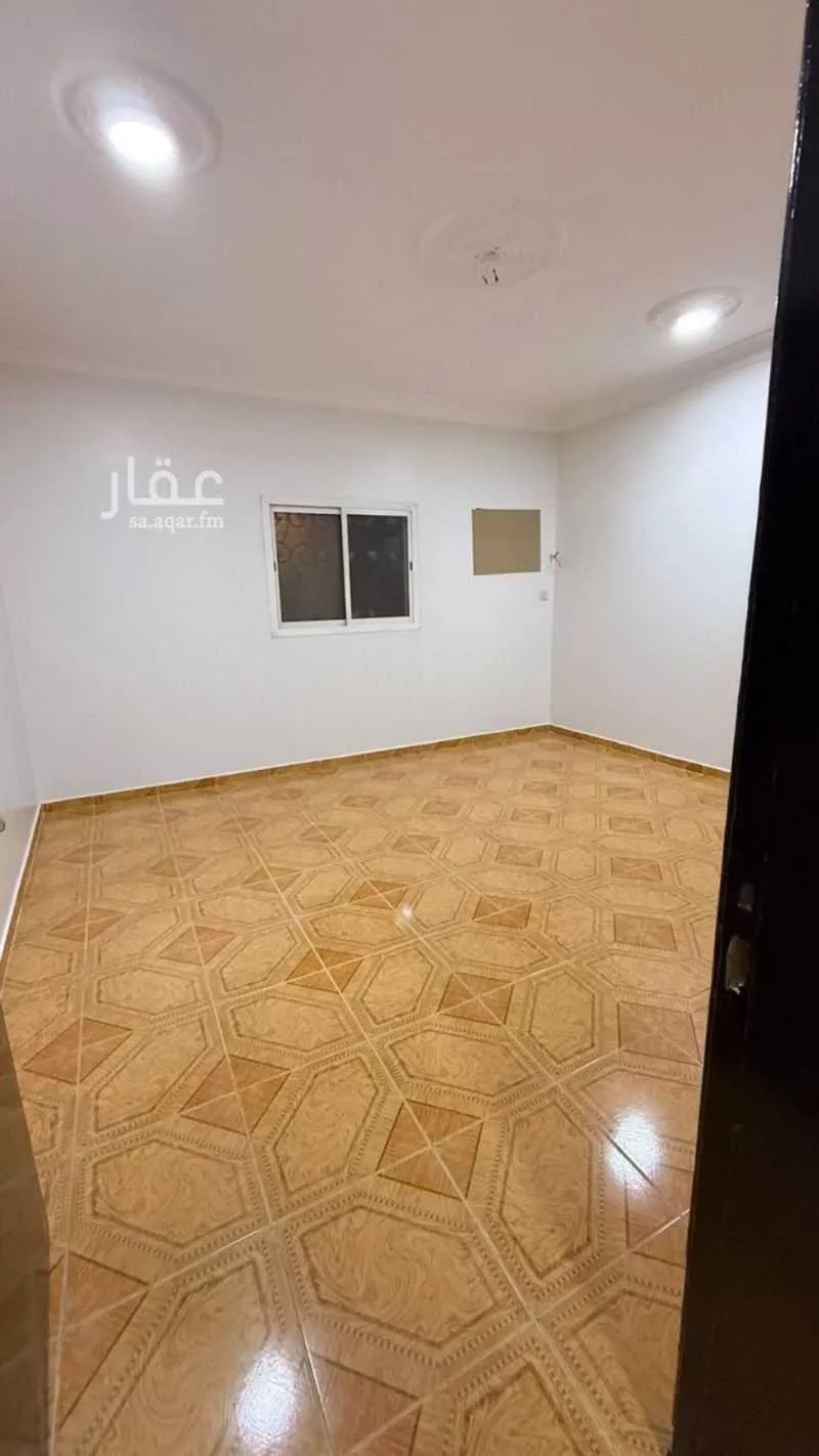 21 bedroom building in Al Aziziyah, Riyadh 6