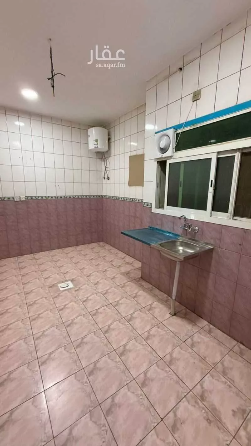 عمارة 444 م² في العزيزية 2